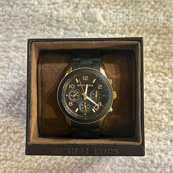 Michael Kors Runway Watch - Picture 3 of 9